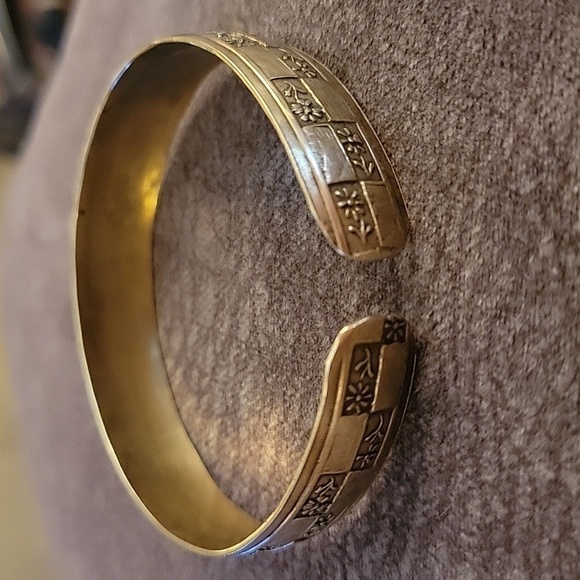 VTG Brass Floral Checkered Engraved Cuff Bangle Boho Bracelet - Picture 4 of 5